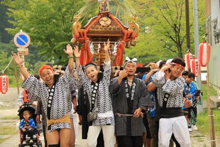 苗場まつり お神輿巡業